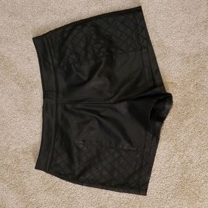 Forever21 | Black Faux Leather Shorts (size M)